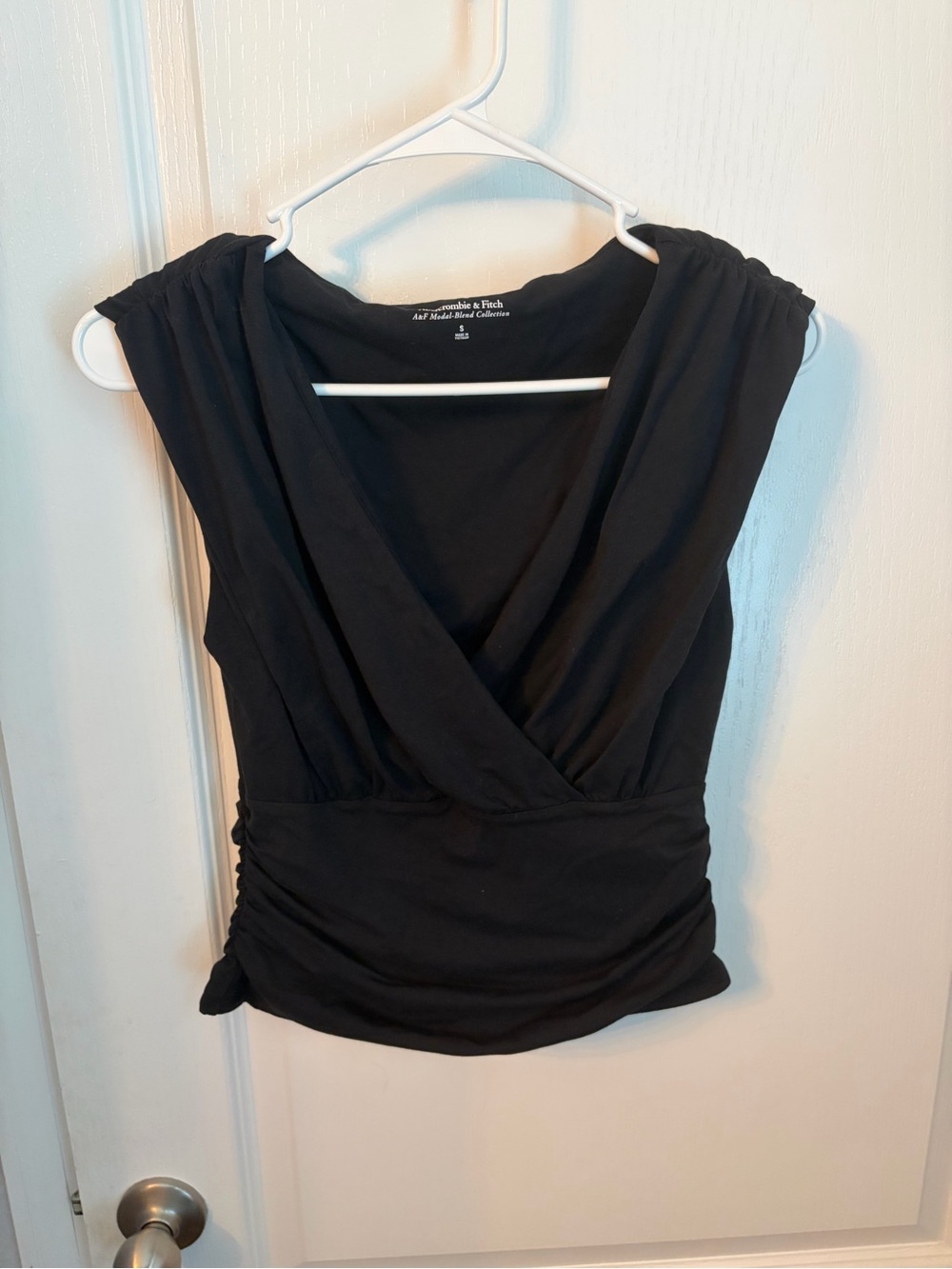 Abercrombie & Fitch Black Wrap V-Neck Sleeveless Top